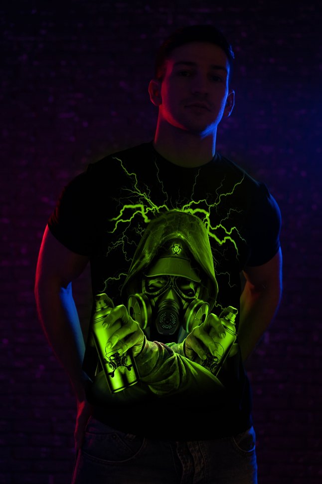 Светящаяся футболка Граффити Biohazard